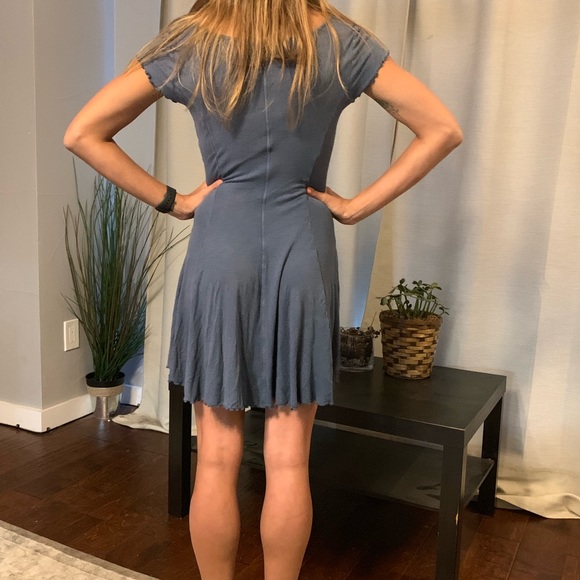 Urban Outfitters blue v neck dress - S - Picture 2 of 3